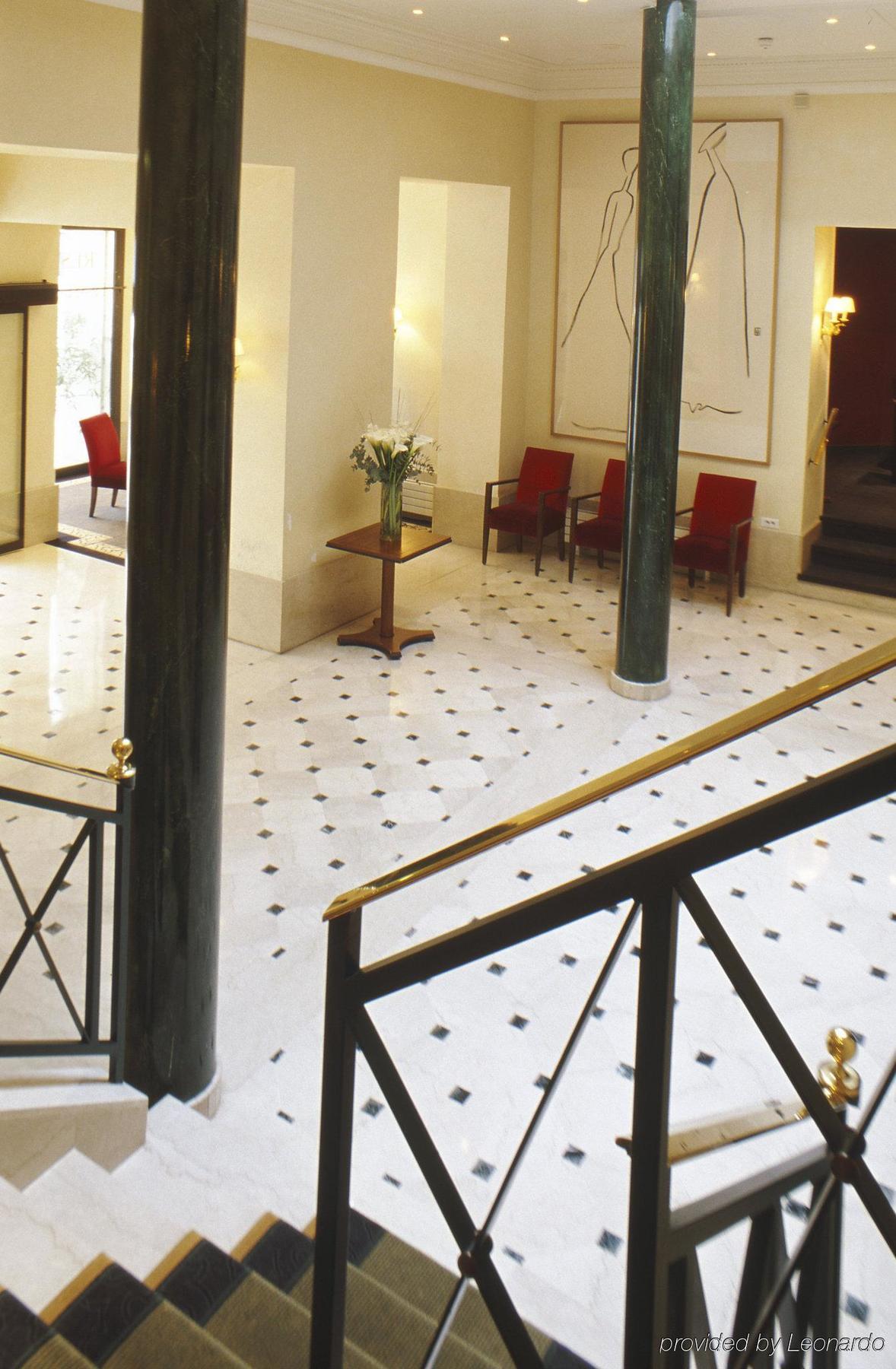 Hotel Restaurant Napoleon フォンテーヌブロー インテリア 写真