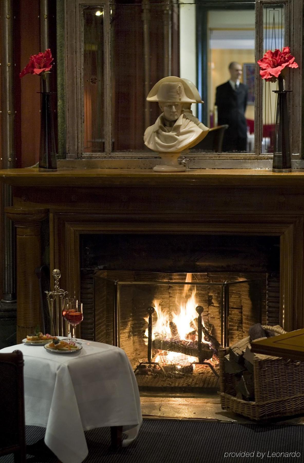 Hotel Restaurant Napoleon フォンテーヌブロー 部屋 写真