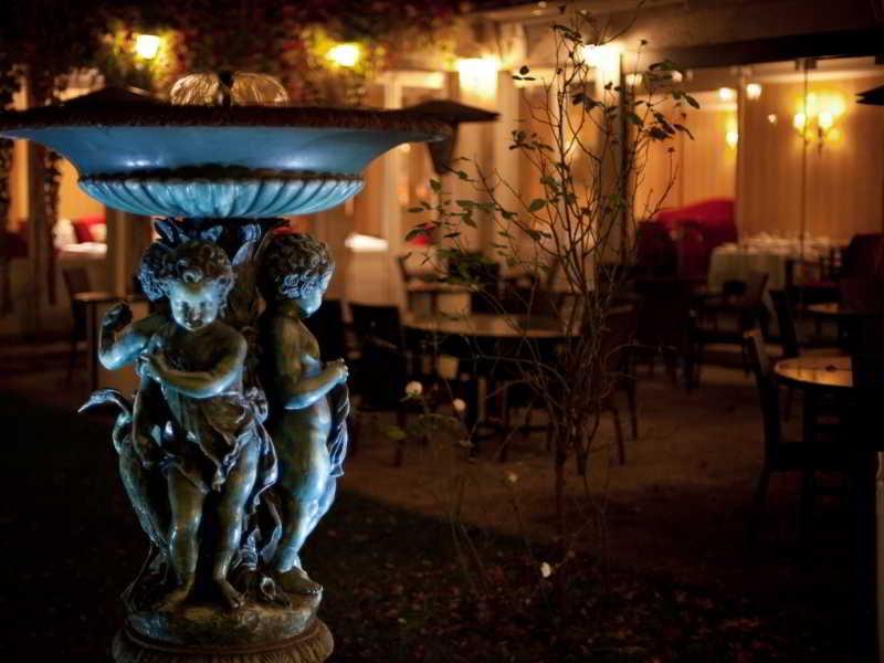 Hotel Restaurant Napoleon フォンテーヌブロー エクステリア 写真