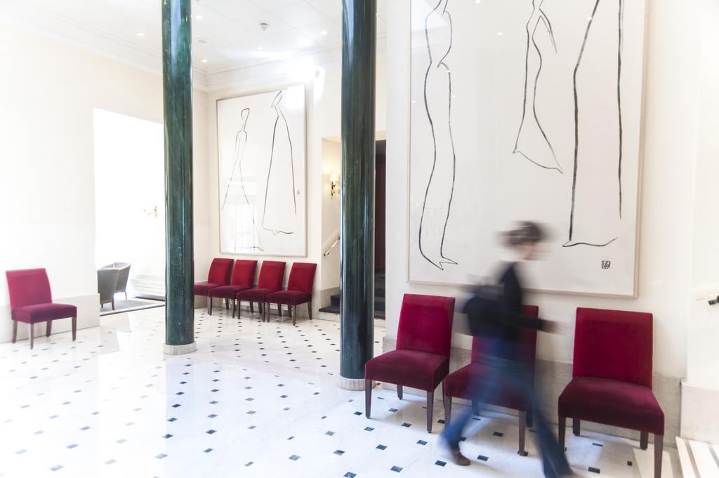 Hotel Restaurant Napoleon フォンテーヌブロー エクステリア 写真